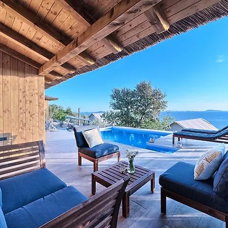 Golden Haven Luxe Ferienhaus *