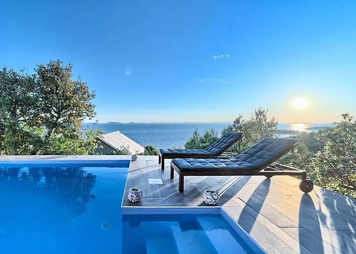 Golden Haven Luxe مورتير