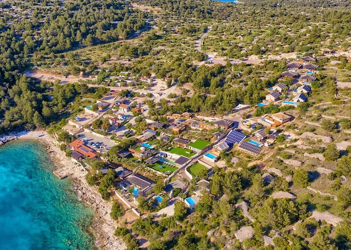 Golden Haven Luxe Semesterbostad