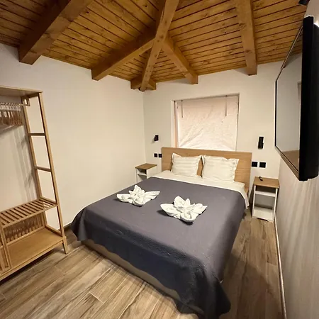 Golden Haven Luxe * מורטר