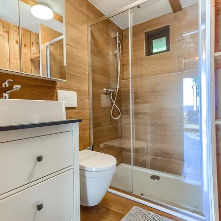 Golden Haven Luxe