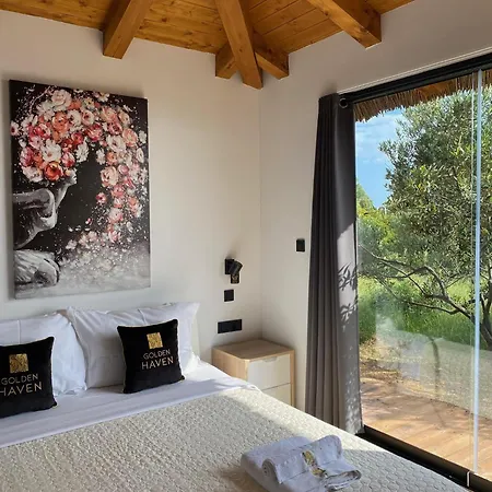 Golden Haven Luxe *